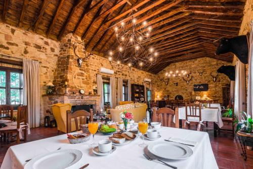 Létesítmények, Finca El Cotillo in Guarroman