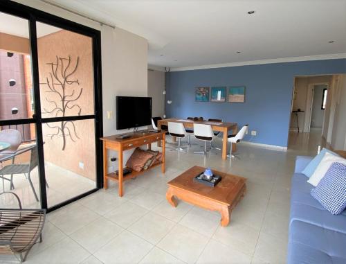 Praia da Enseada Um Por Andar