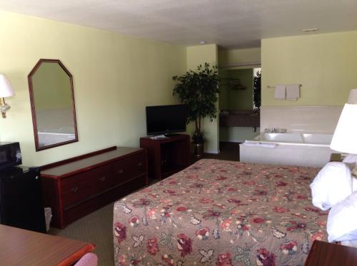 Executive Inn Tulia - main image
