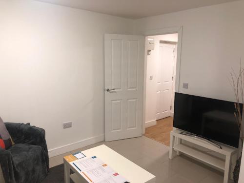 Picture of 2 Bedroom Large Town Centre Apartment Free Parking