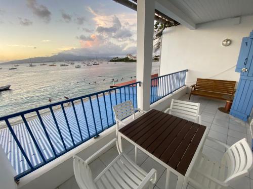 Appartements les pieds dans l'eau in Les Trois Ilets