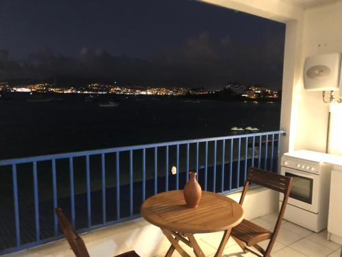 Appartements les pieds dans l'eau in Les Trois Ilets