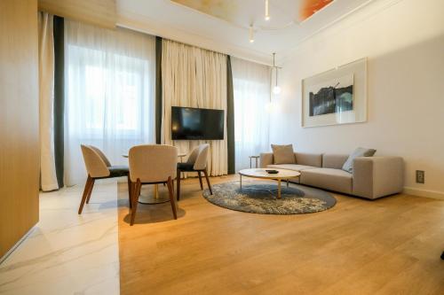 331852001 Sofitel Roma Villa Borghese