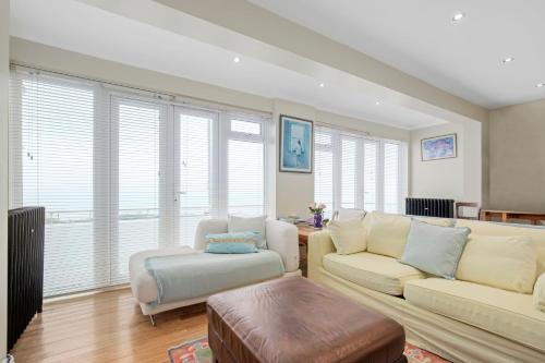 Cliff Top Direct Seaview House - By My Getaways gîte à louer Saltdean