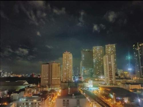 Mack's Awesome Place 11 with Netflix and FastUnliwifi, Manila (fotografie 9)