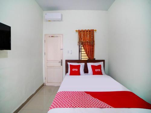 Super OYO 90773 Shine Guest House Syariah