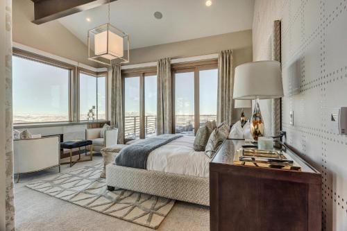2 bedrooms, 3 beds