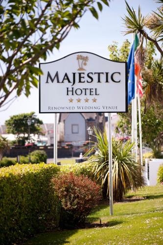Majestic Hotel - image 7