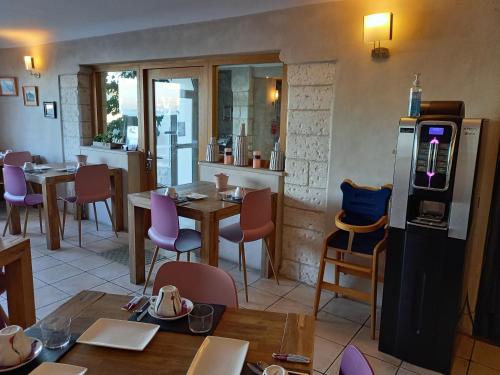 Toit ja joogid, Hotel La Caravelle in Ciboure
