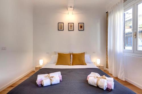One-Bedroom Apartment image 9