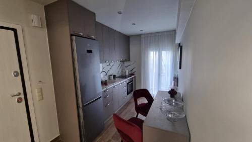 Deka luxury apartment in 아기오이 아나르기로이