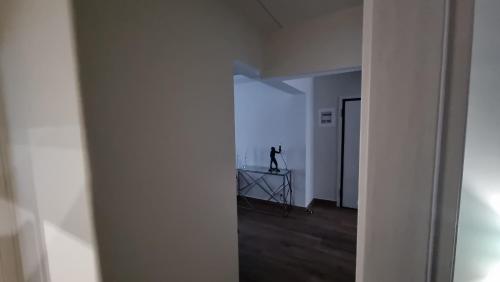 Deka luxury apartment in 아기오이 아나르기로이