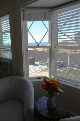 By The Sea Guests Bed & Breakfast and Suites By The Sea Guests Bed & Breakfast and Suites