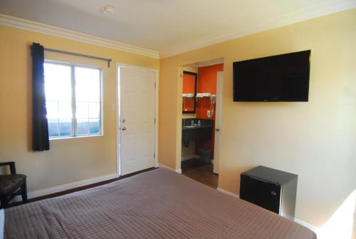 Studio City Inn - Near Universal Studios Hollywood in Los Angeles, USA