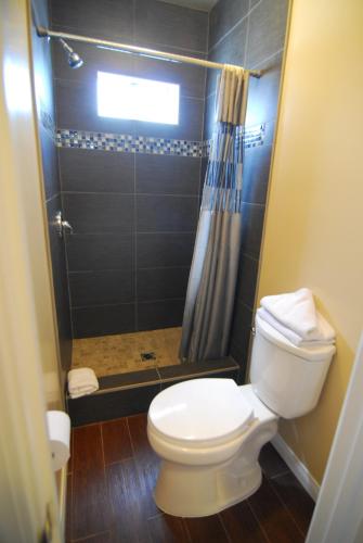 Studio City Inn - Near Universal Studios Hollywood – Los Angeles, CA