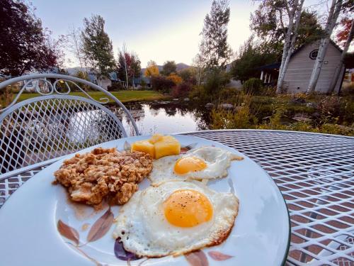 Apple Orchard Inn - image 12