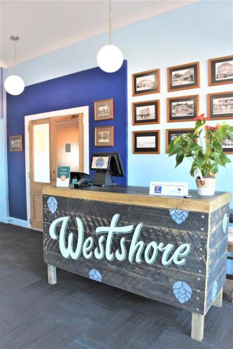 คอมฟอร์ต อินน์ เวสต์ชอร์ บีช (Comfort Inn Westshore Beach) in เวสท์ชอร์