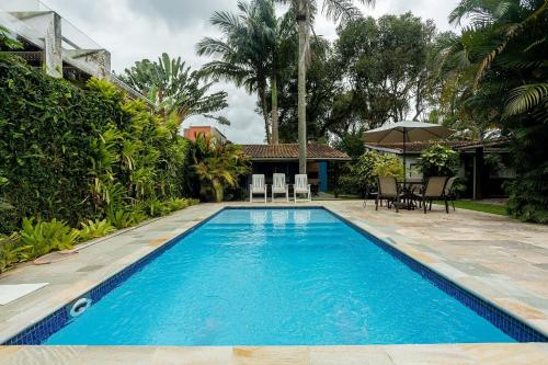 Casa c/ piscina e churrasqueira na praia - Juquehy