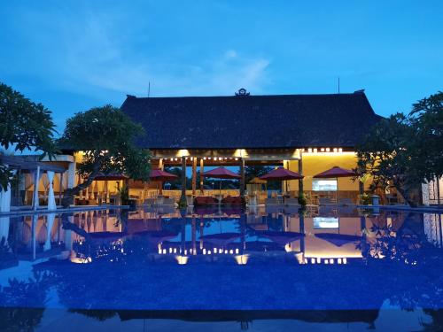 Maruti Beach Club