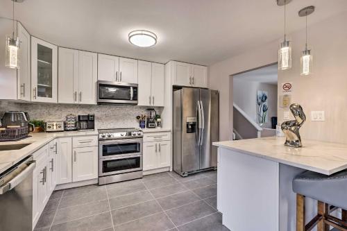 Modern East Stroudsburg Home w/ Pool + Fire Pit in Marshalls Creek