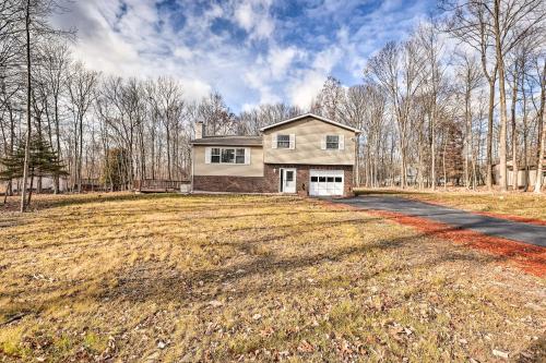 Modern East Stroudsburg Home w/ Pool + Fire Pit in Marshalls Creek
