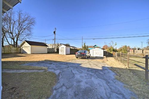 Colorful Tulsa Duplex with Porch Dogs Welcome!