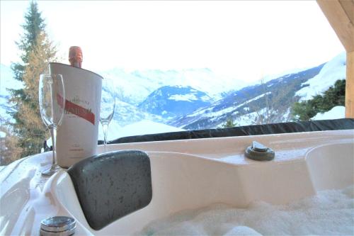 Chalet Miravidi, Montchavin-La Plagne, Jacuzzi & Sauna