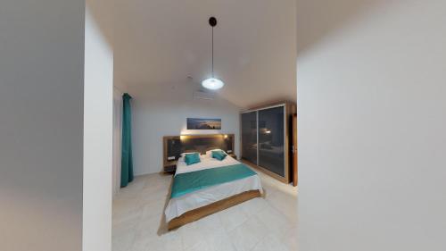 Luka Villa - image 3