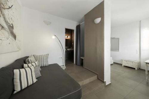 アモウディ ビラ