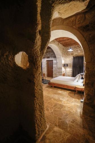 Solem Cave Suites