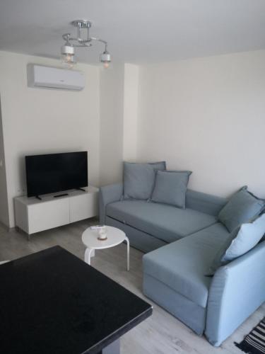 Lovely 2-Bed Apartment with Pool in Antalya Kundu