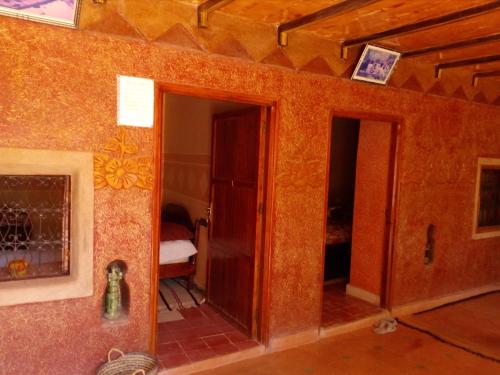 공용 라운지/TV 시청 구역, Gte Tawada - Valle Heureuse - Chambre pour 3 Personnes in 아구우티