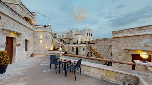 Solem Cave Suites