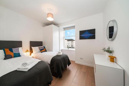 Dunn Street Apartment