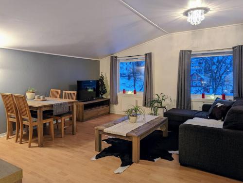 Nice and quiet apartment in City Centre - Apartment - Tromsø