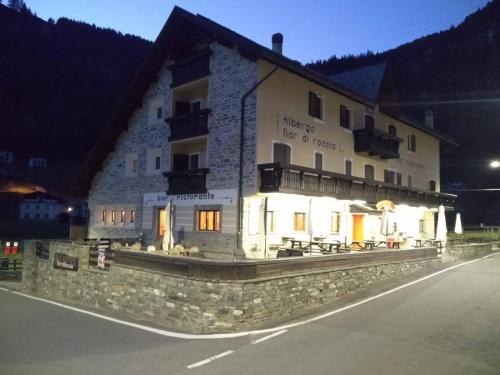 Fior di Roccia - Valmalenco - Hotel & Mountain Restaurant - Lanzada