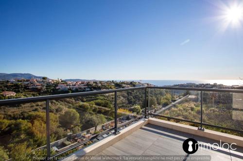 Air-conditioned apartment with pool garage in a luxury residence, Ницца (фото 4)