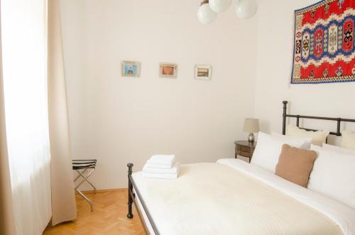 Wishlist Prague Residences - Charles Bridge Karlova - image 3