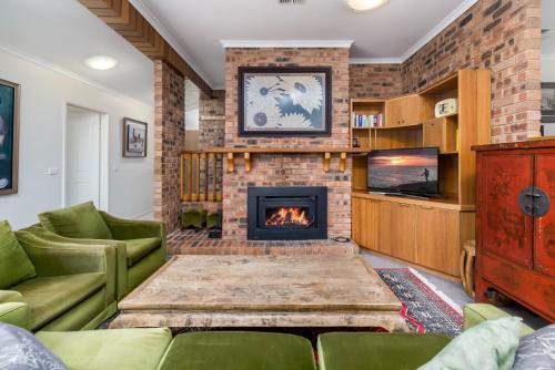 Spacious and Convenient 5-Bedroom Family Home