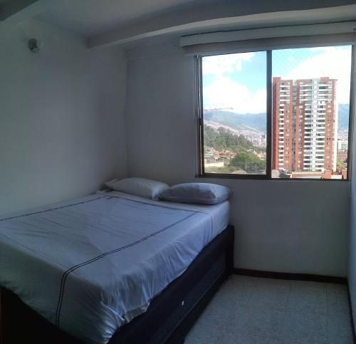 Habitaciones Cerca del estadio/barrio los colores