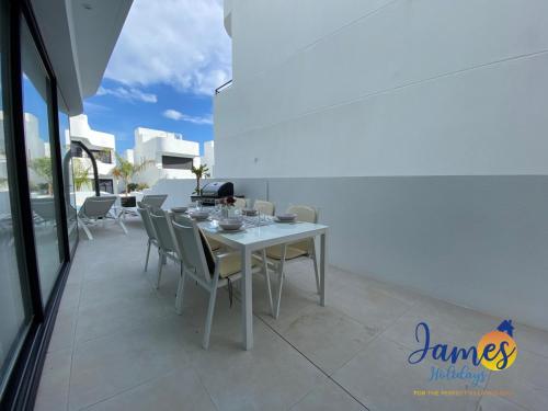 Luxurious Villa Private Pool La Marina Urb LM3 - main image