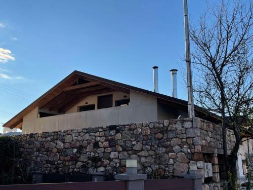 Ερυθρελάτη (Ερυθρελατη) in 卡拉夫里塔