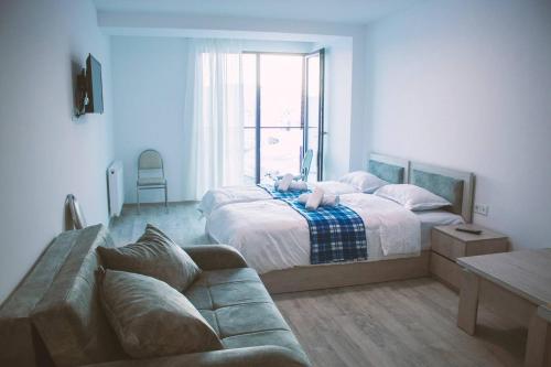 new gudauri Redco Loft 2, 251