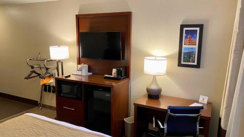 Comfort Inn I-17 & I-40 Flagstaff - image 3