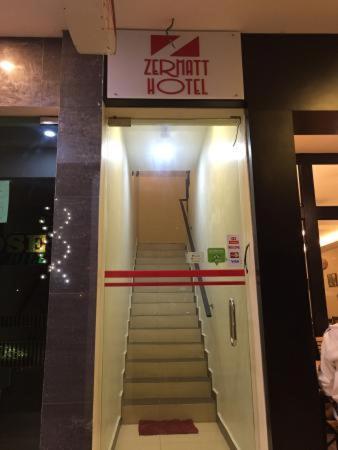 Photo - Zermatt Hotel