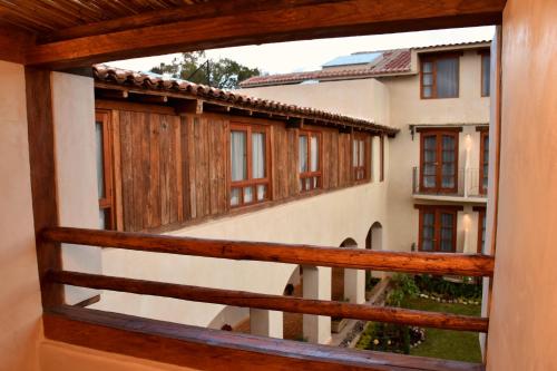 332070271 Hotel Junvay