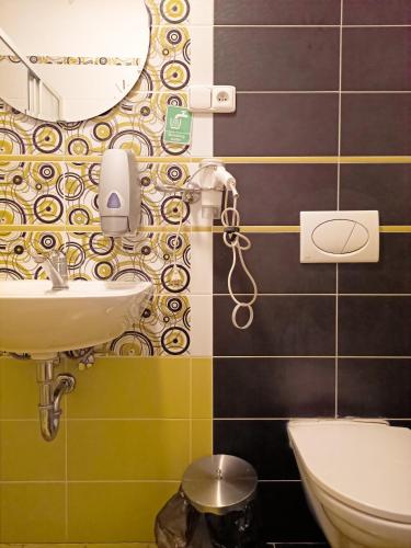 Charles Bridge Hostel & Apartments - image 10