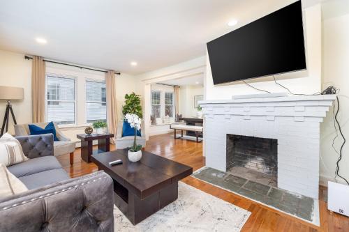 Gorgeous 3 bedroom - 9 mins to Hartford, Connecticut in West Hartford, USA