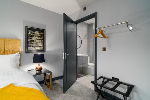 Luxe Apartments, The Moorwell, Parking, Gym - 10mins Cardiff City Ctr