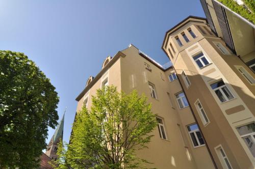 Dom Hotel - image 13